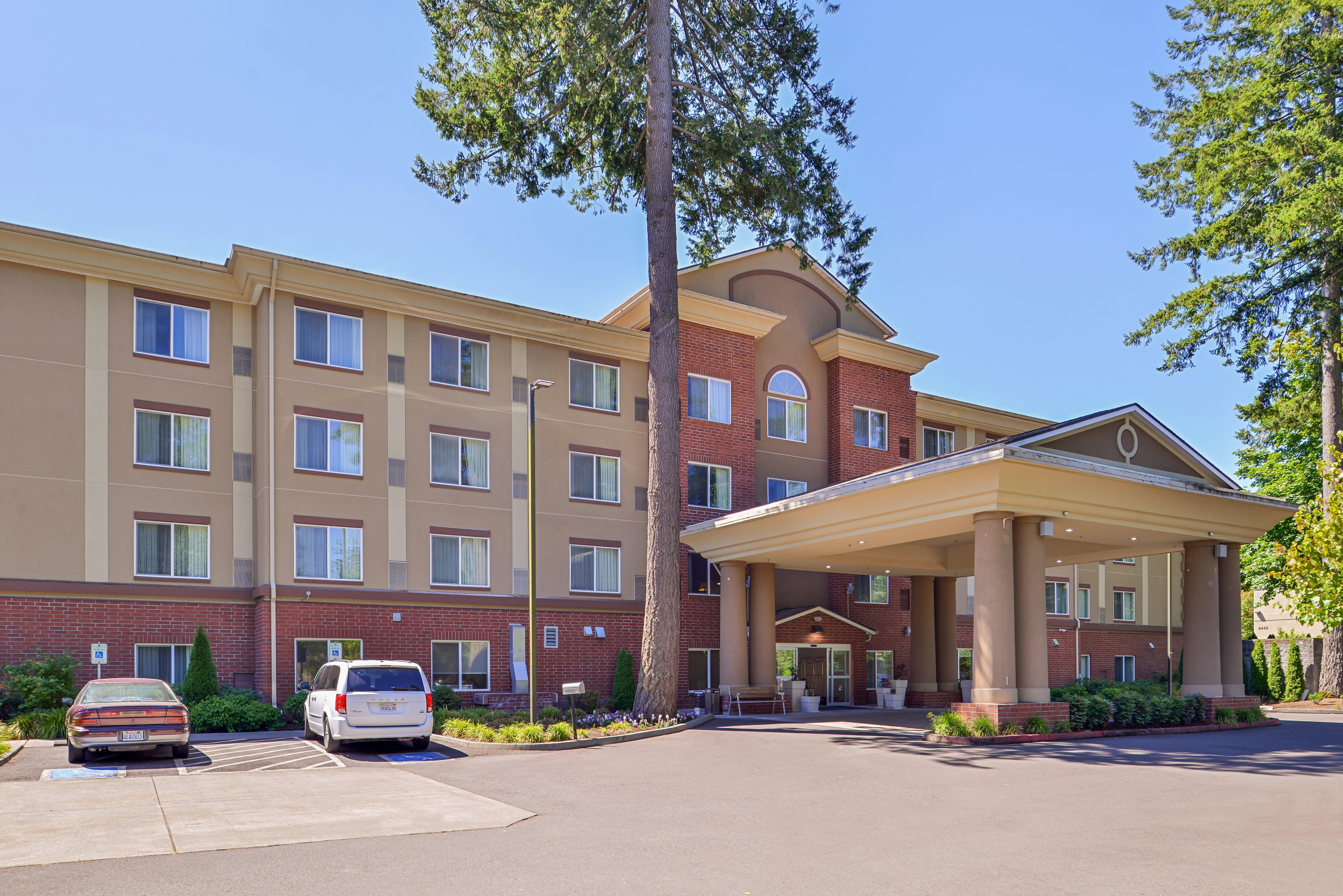 Holiday Inn Express & Suites Lacey - Olympia, An Ihg Hotel Exterior photo